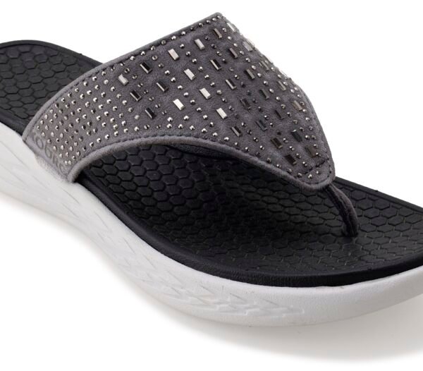 Women Blossom Casual Women's Sandals - Image 3