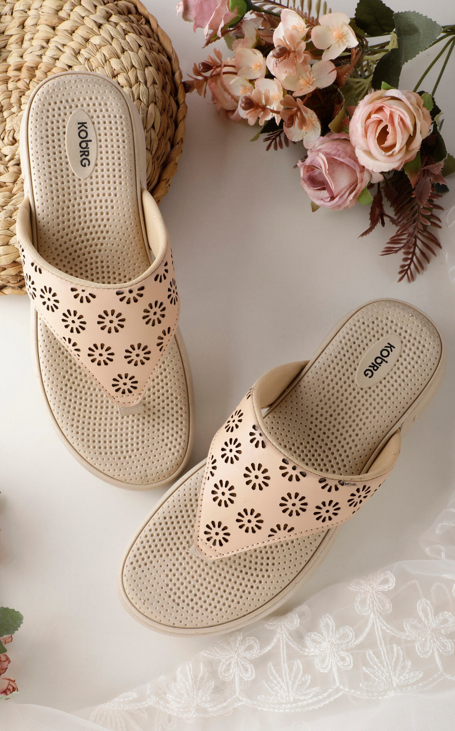 Women Serene Women's Sandals