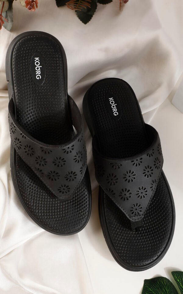 Women Serene Women's Sandals