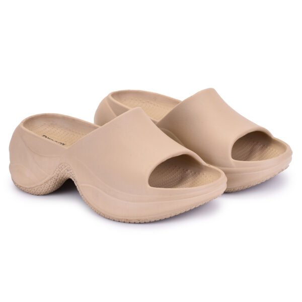 Lily Sandal for Women - Image 9